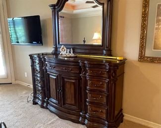 Kingbedroom set SOLD