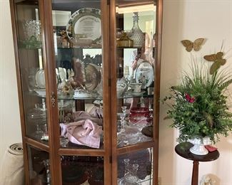 gorgeous display cabinet