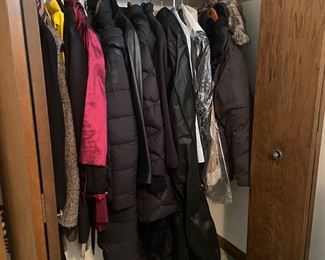 Many coats of quality and fur coat