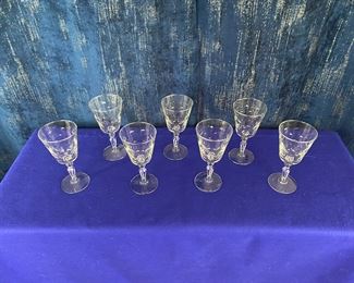 Wine/Drinking glasses