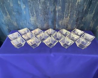 Glass dessert dishes (15)