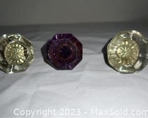 wpurple and clear doorknobs2121 t
