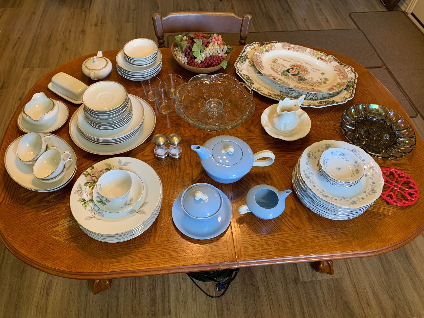 Estate Sale In Burleson starts on 6/2/2023