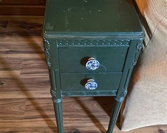 End table