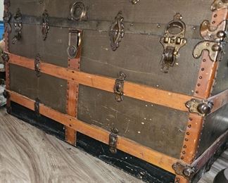 Large truck in very good condition.