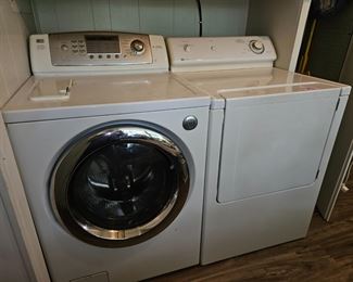 Maytag Washer/Dryer