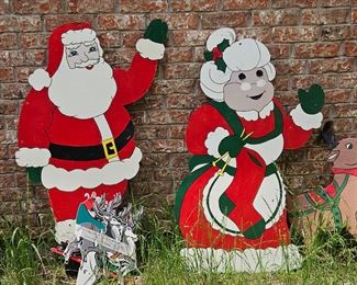 Outdoor Christmas decor