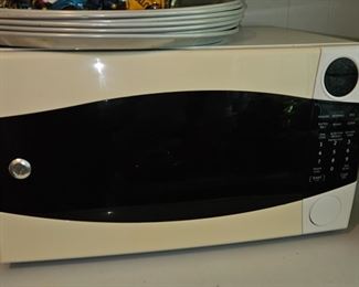G.E. microwave