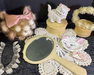 Cats Vintage Vanity Bundle Ft Beautiful Beaded Collar