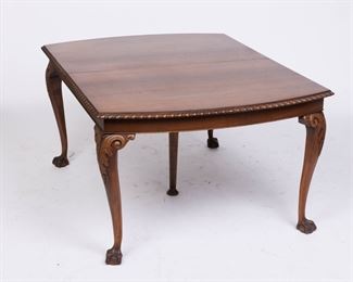 $250 - MAHOGANY CHIPPENDALE DINING TABLE WITH 3 LEAVES AND GAROON BORDER