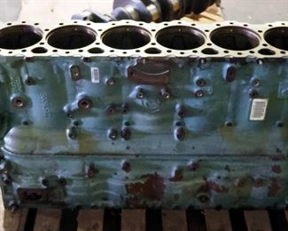 Detroit Diesel Engine 5-Cylinder Straight Block Model 23535006