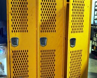 Medart Equipment Inc Single Tier Three Door Locker Unit, 75"x52.5"x16.5"