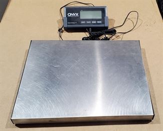 Onyx Products Wireless Shipping Scale With Digital Display, 400 Lb Capacity, Powers On