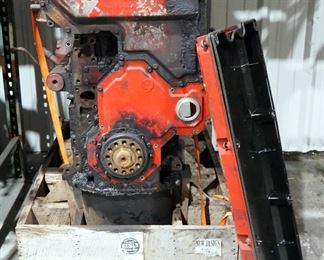 Cummins DOHC 6 Cylinder Straight Block Diesel Engine