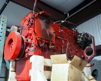 Cummins 6 Cylinder Straight Block Diesel Engine