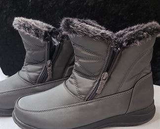 Totes Winter Boots 9W