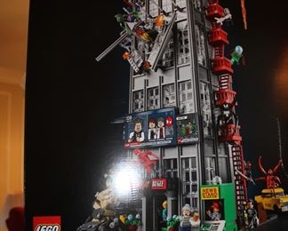 Lego Daily Bugle......look at the number of pieces