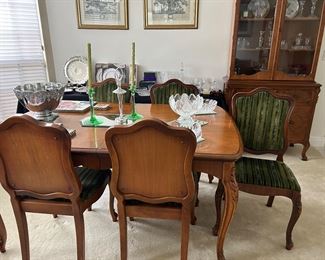 Vintage Dining Table with 6 Chairs with Matching Hutch