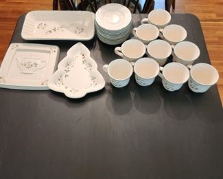 Pfaltzgraff  Winterberry 