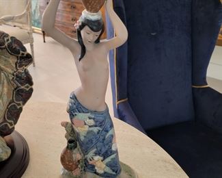Nadal Porcelain Lady