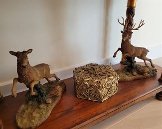 Creart deer sculptures 