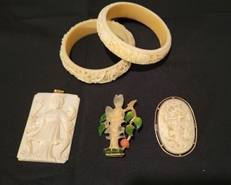 Antique Chinese bangles, pendants, brooches