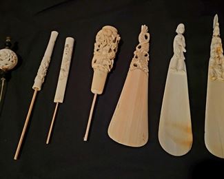 Antique Chinese shoe horns, cigar holder 