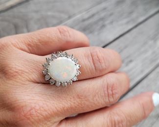 Opal and diamond ring 