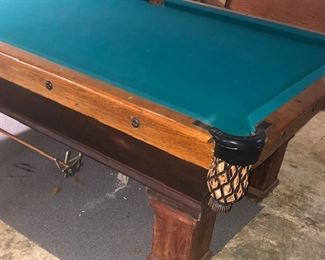BRUNSWICK POOL TABLE