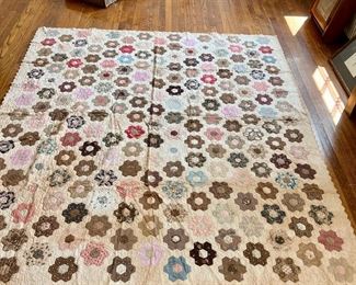ANTIQUE QUILT