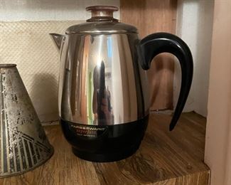 . . . vintage perculator -- no cord