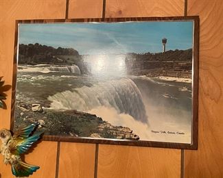 . . . Niagara Falls depiction