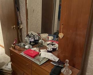 . . . mid-century off-center mirror