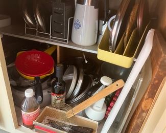 Kitchen essentialsKITCHEN ESSENTIALS