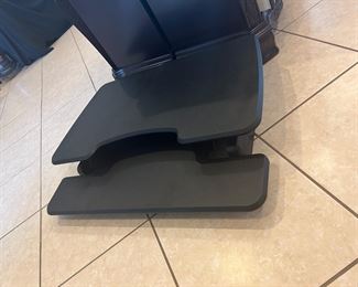 VARI DESK ESSENTIAL 36