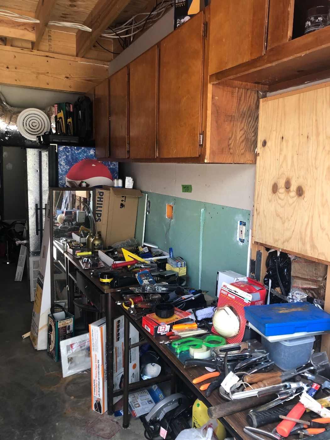 Collector estate sale in Knoxville, TN starts on 6/2/2023