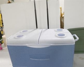 rubbermaid cooler