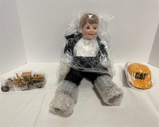 JC013 CAT Little Robby Collector Doll NIB