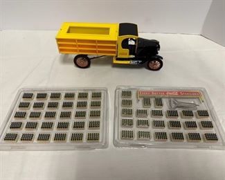 JC030 CocaCola DieCast Metal Vehicle Replica of 1927 Delivery Truck