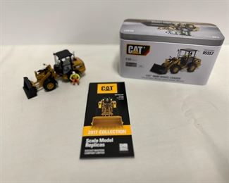 JC038 CAT 906M Wheel Loader Collectible Scale Model Replica 1 50 Scale, High Line Series