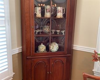 #18	Corner Cabinet w/bubble Glass Top (1 door) w/3 shelves w/plate Racks  - 38x24Dx77T	 $375.00 
