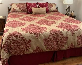 #32	burgundy/Gold Comforter w/2 shams & Bed skirt	 $30.00 
