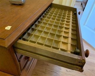 #60	3 drawer Spool Cabinet - (2 drawers w/dividers) - 22x15x29	 $250.00 
