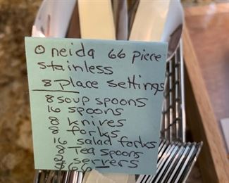 #92	Oneida 66 piece stainless 8 place settings 8 soup spoons 16 spoons 8 knives 8 forks 16 salad forks 8 tea spoons 2 servers	$66 
