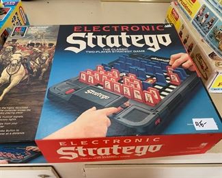 #108	Electronic Stratego classic 2 player strategic game 1982	$40 
