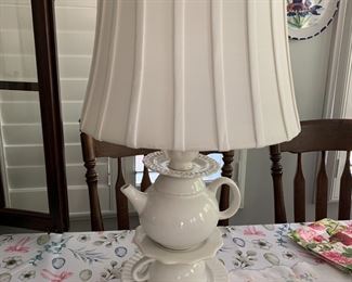 #174 Tea pot lamp 25 inches tall $65