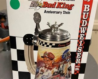 #195 Bedweister Kenny Bernstein "Bud King" 20th anniversary beer stein in boc CS406 $20