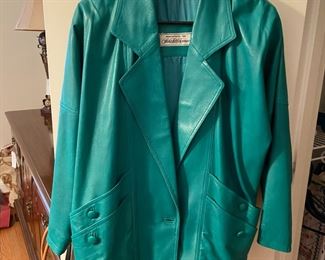 #209	coat	Saks fifth avenue turquse leather jacket size large	 $40.00 			

