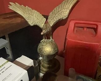 brass eagle deco large