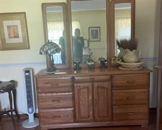 oak bedroom set dresser and mirror